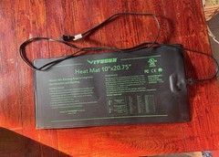 Vivosun seedling heat mat for plant propagation and germination