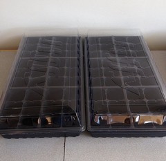 Seed Starting Kit 2 Seed Trays 2 Inserts 2 Dome Lids