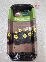 Gardenline 10 Pellet Windowsill Greenhouse Seed Starter Kit