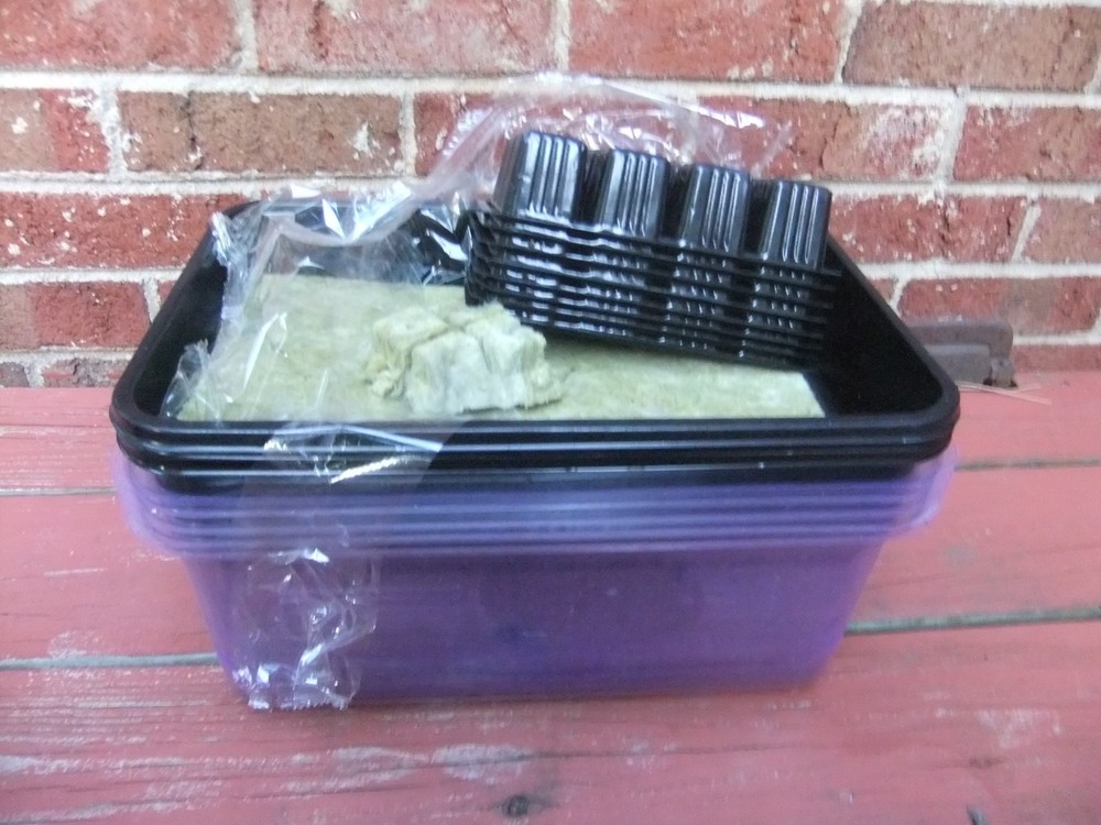 Cloning Kit Plant propagation 5 pack Humidity Domes 3 Trays 94 Rockwool Cubes